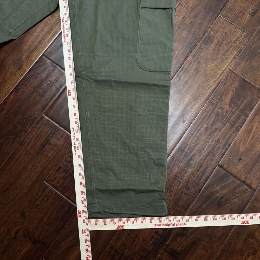 Nike Sportswear Club Woven Olive Cargo Pants